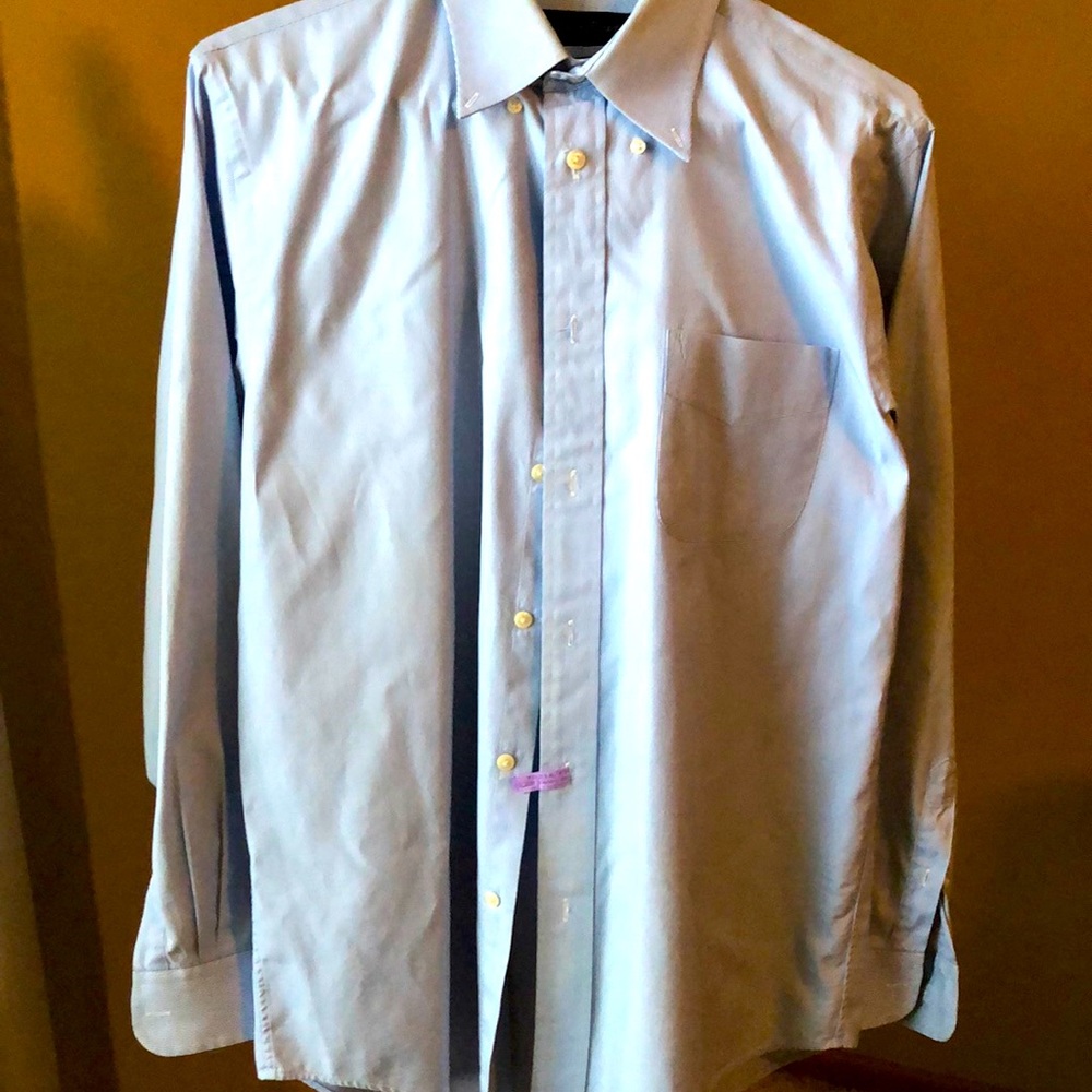 Blue bottom down dress shirt w small white stripes
